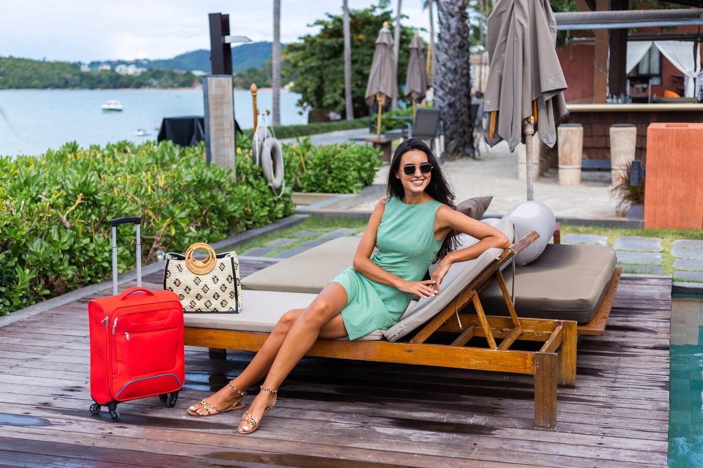 Traveling in Luxury on a Budget: How to Experience the High Life for Less
